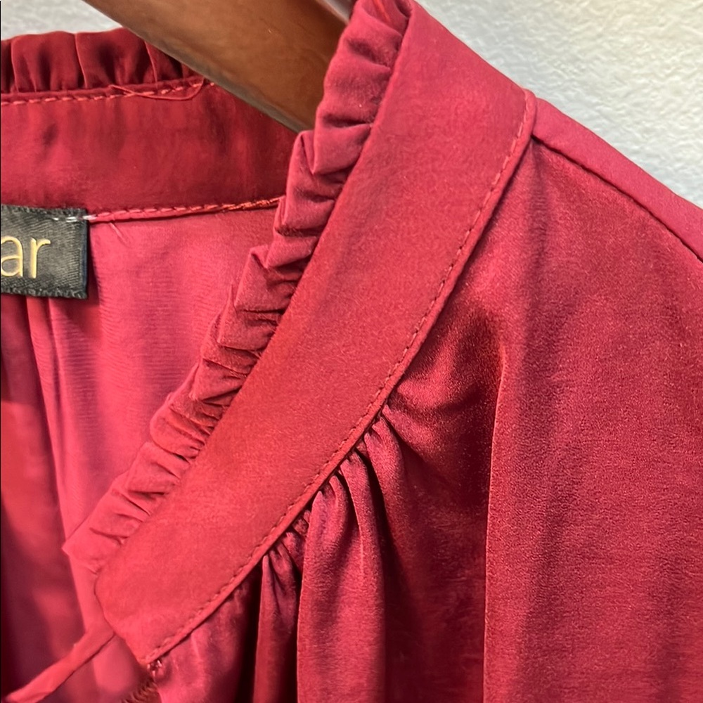 Renuar Elegant Maroon Red Long Sleeve Blouse with Mandarin Collar and cuffs NWOT - Picture 6 of 14